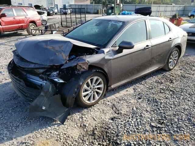 4T1C11AK5NU653323 TOYOTA CAMRY 2022