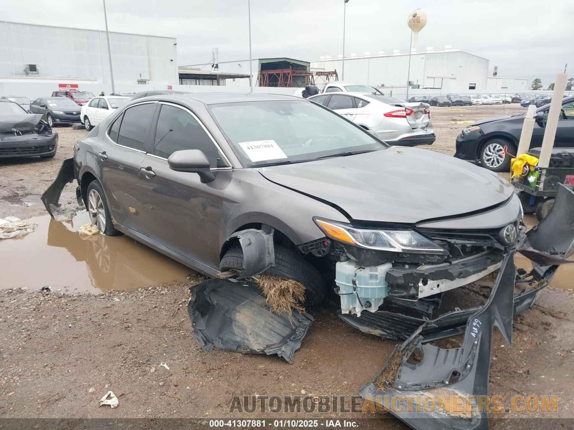 4T1C11AK5NU669313 TOYOTA CAMRY 2022