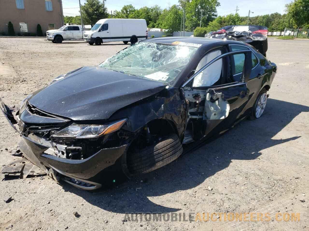 4T1C11AK5NU719031 TOYOTA CAMRY 2022