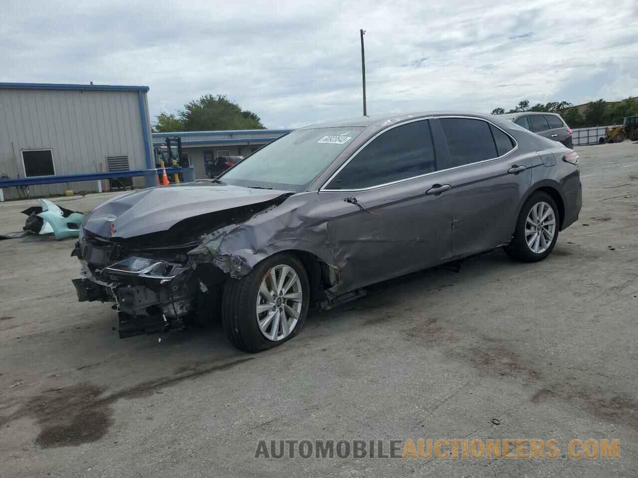 4T1C11AK5PU085819 TOYOTA CAMRY 2023