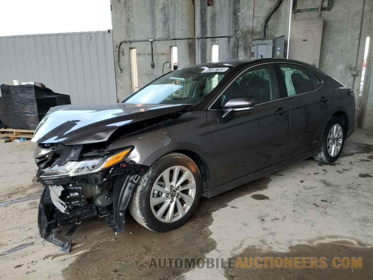 4T1C11AK5PU130273 TOYOTA CAMRY 2023