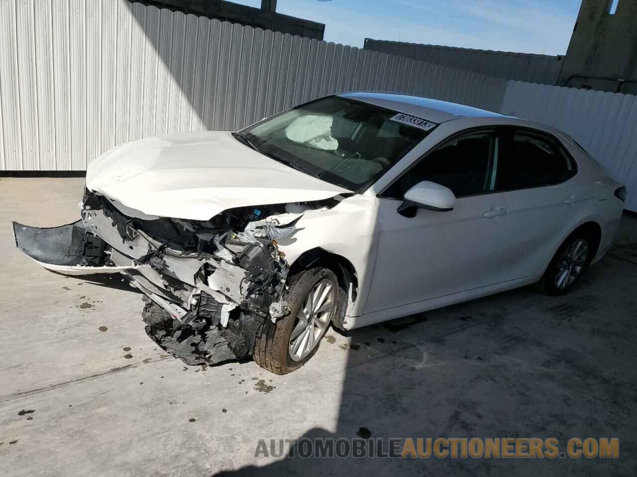 4T1C11AK5PU727715 TOYOTA CAMRY 2023