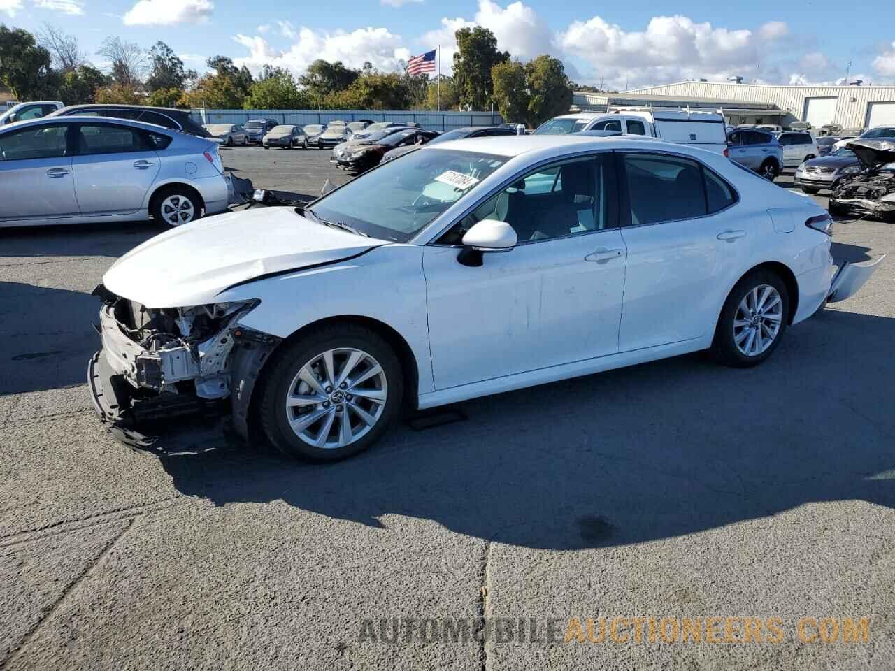 4T1C11AK5PU794184 TOYOTA CAMRY 2023