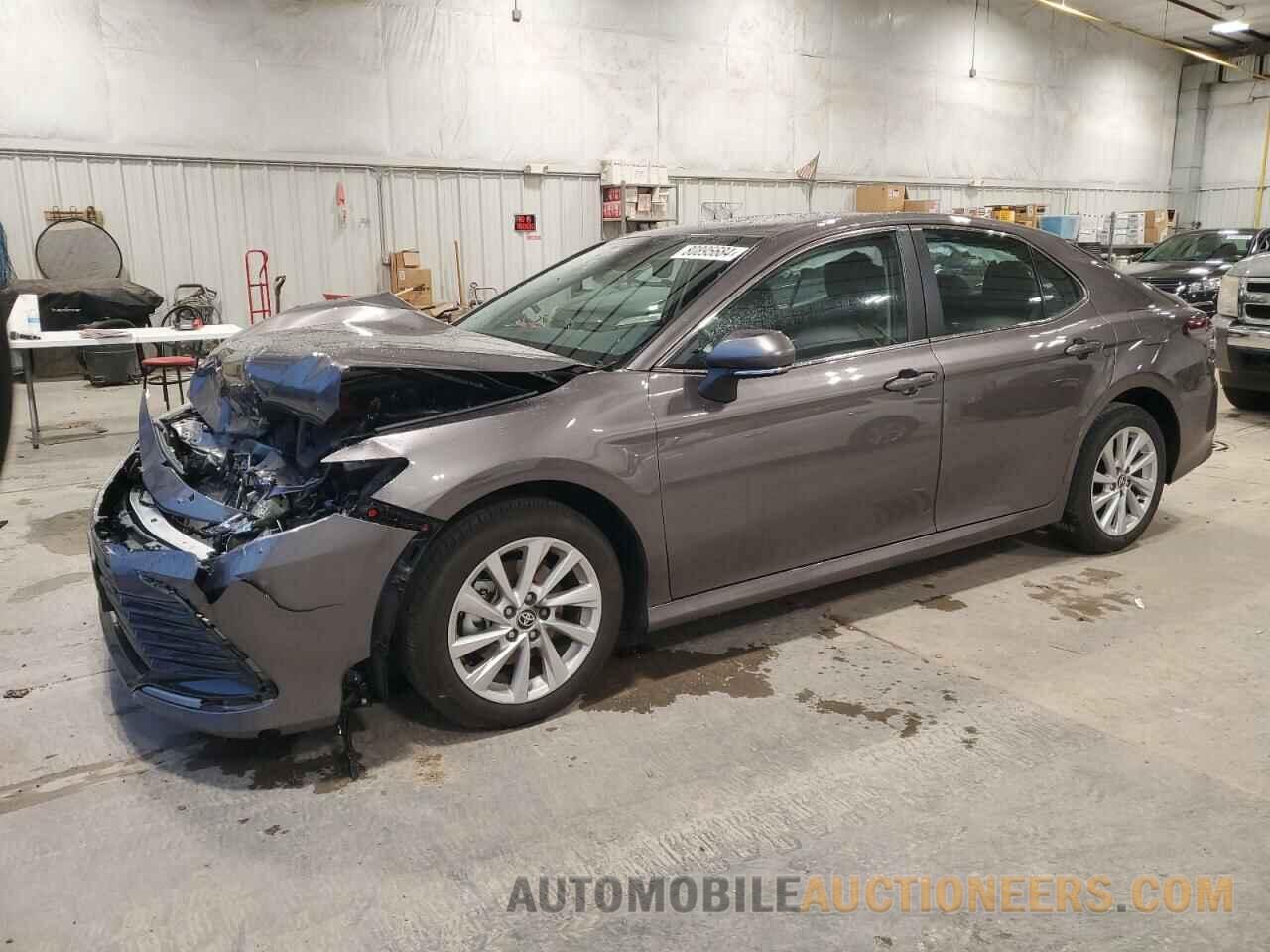 4T1C11AK5RU903536 TOYOTA CAMRY 2024