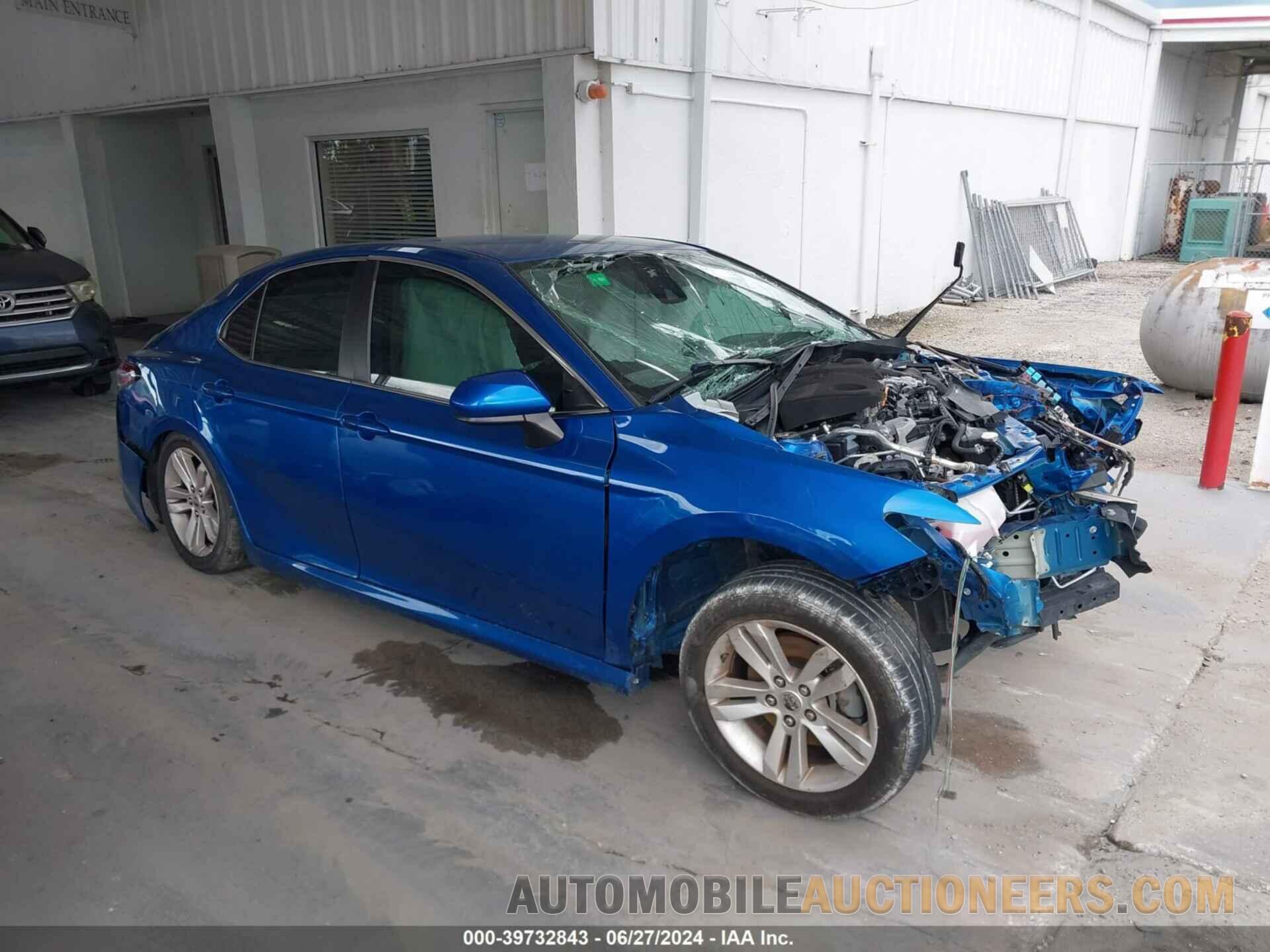 4T1C11AK6LU372693 TOYOTA CAMRY 2020