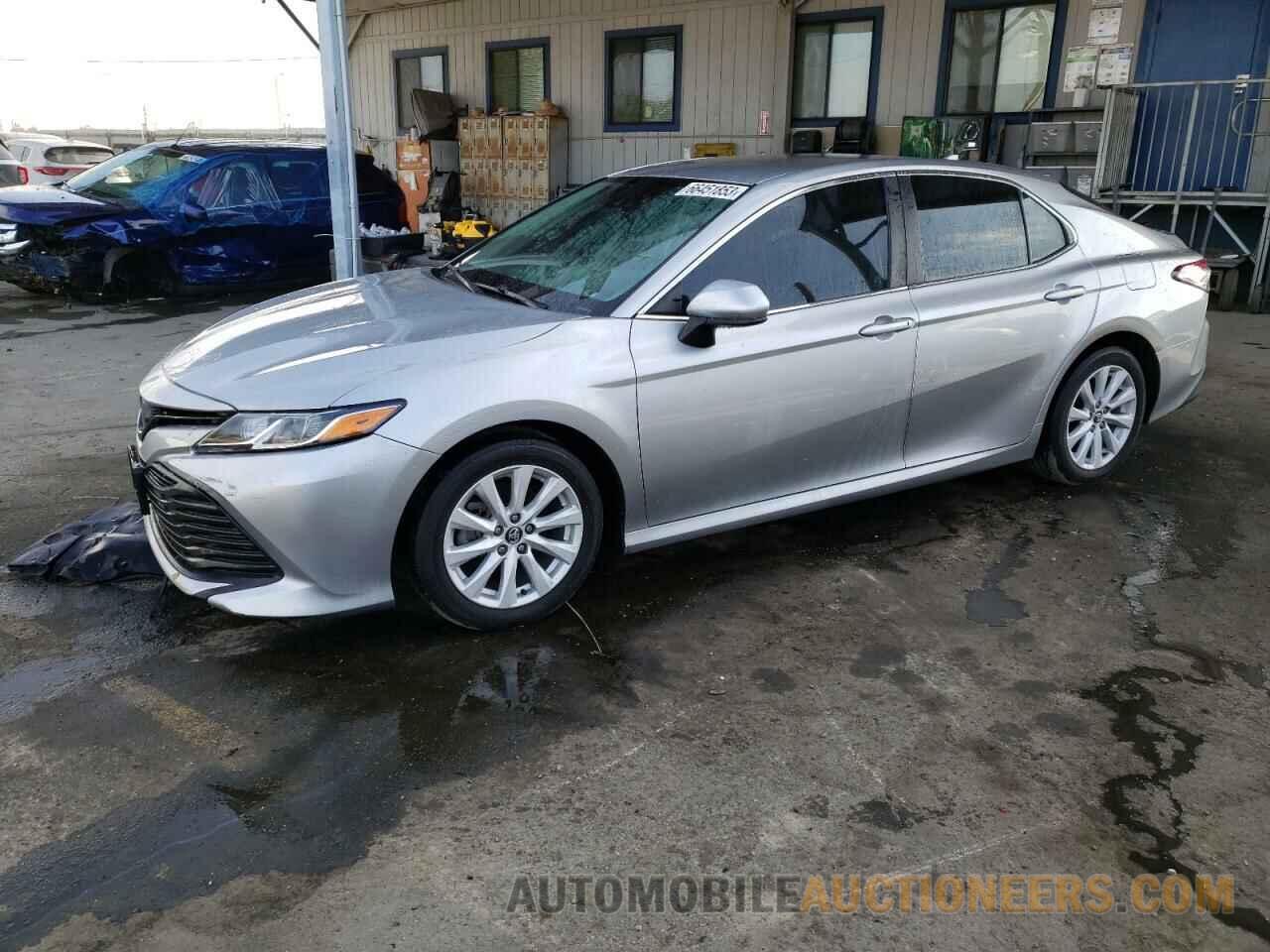 4T1C11AK6LU920305 TOYOTA CAMRY 2020