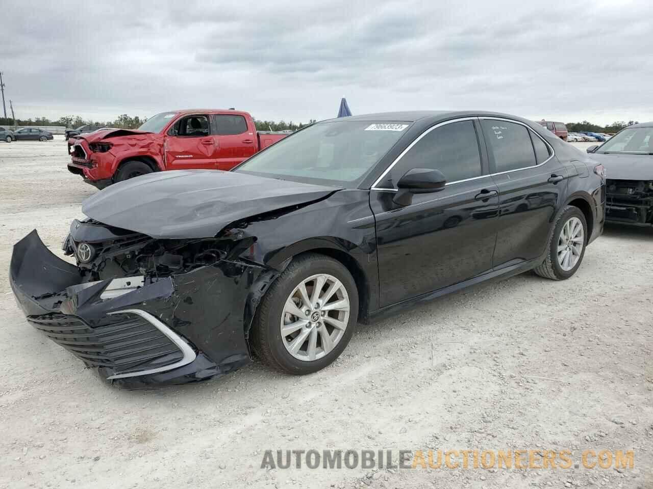 4T1C11AK6MU409047 TOYOTA CAMRY 2021