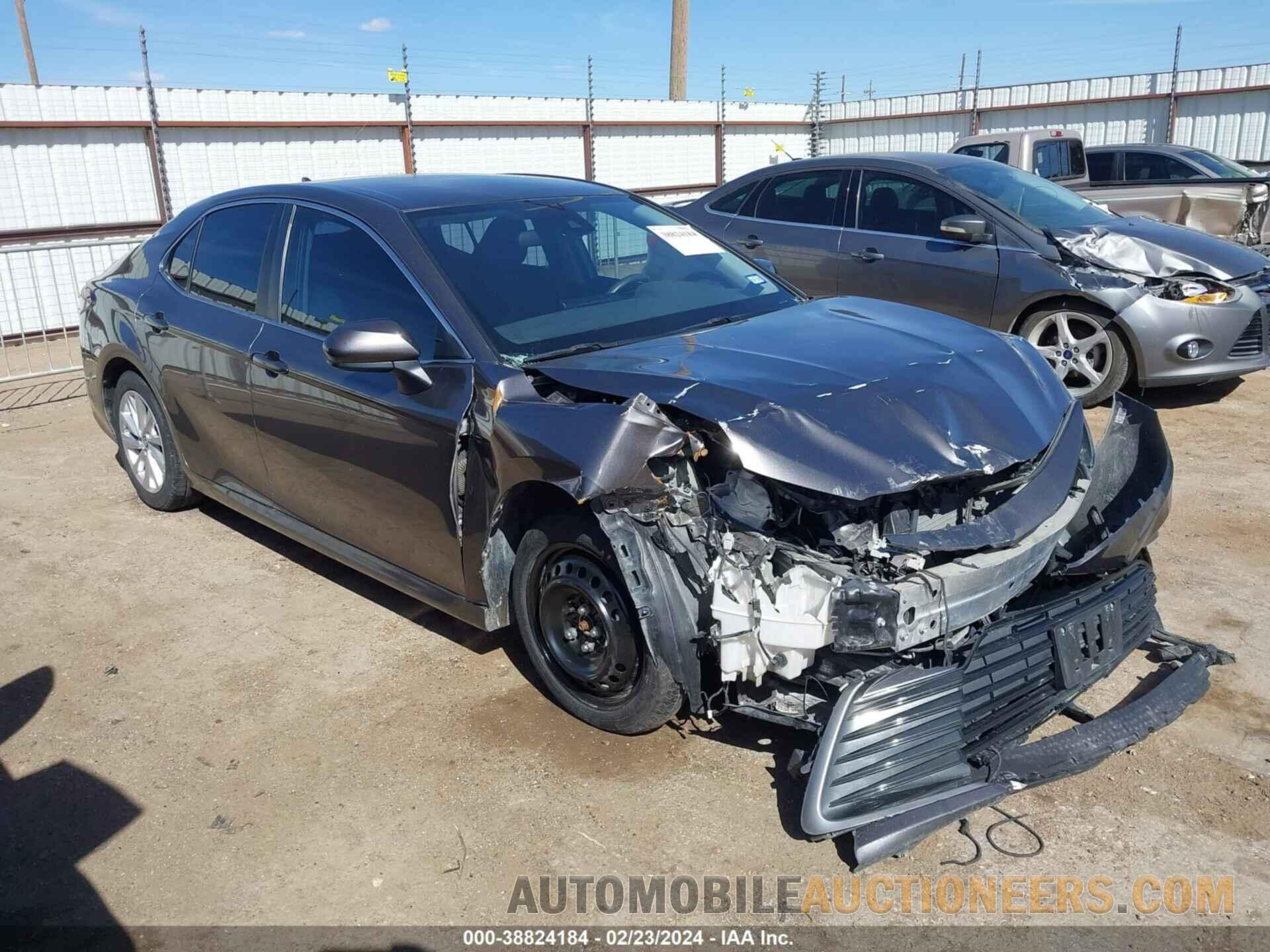 4T1C11AK6MU412367 TOYOTA CAMRY 2021