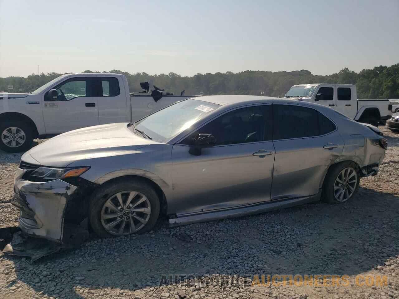 4T1C11AK6MU453677 TOYOTA CAMRY 2021