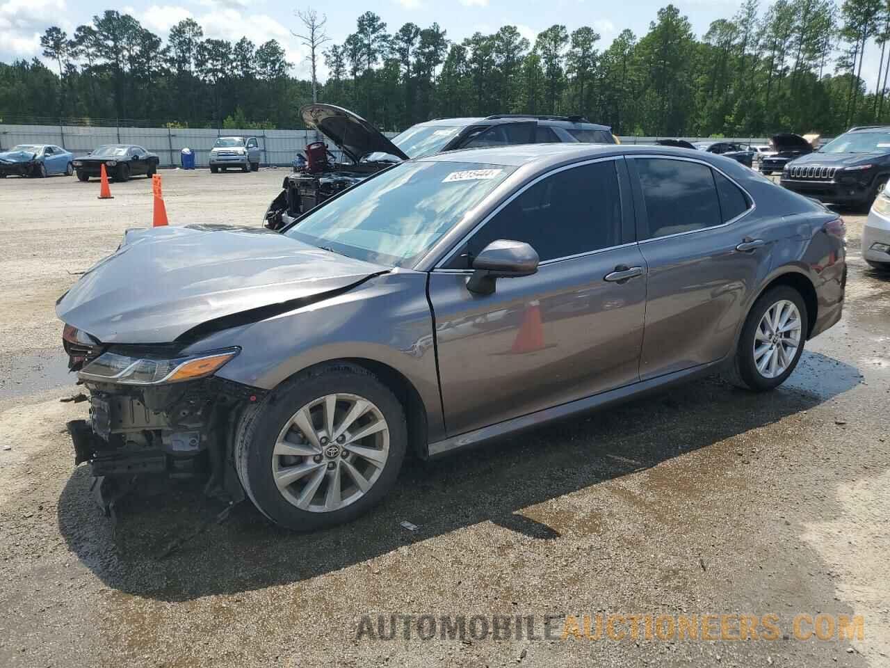 4T1C11AK6MU461746 TOYOTA CAMRY 2021