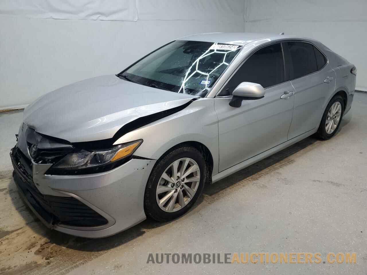 4T1C11AK6MU474013 TOYOTA CAMRY 2021