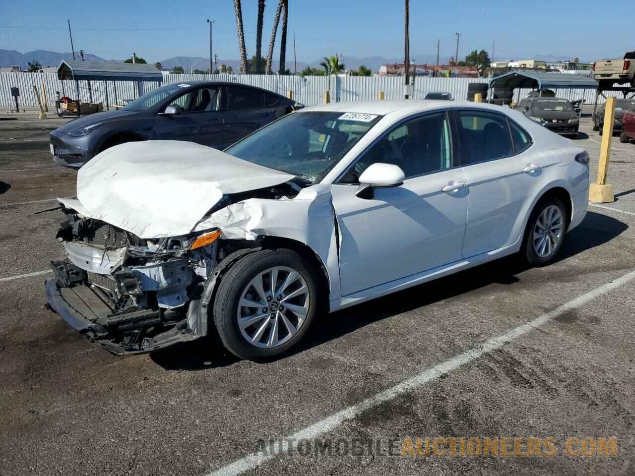 4T1C11AK6MU485139 TOYOTA CAMRY 2021