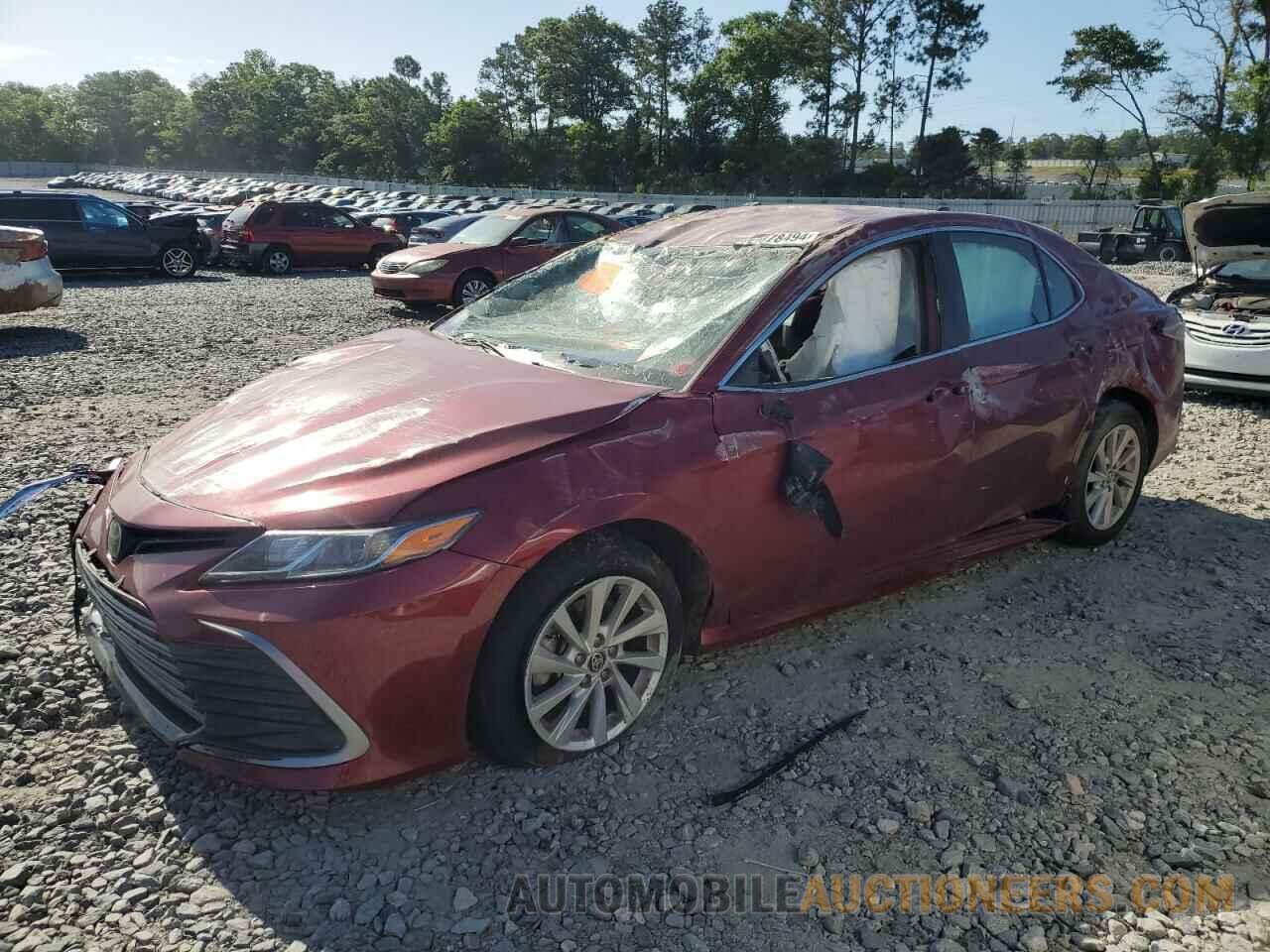 4T1C11AK6MU486307 TOYOTA CAMRY 2021