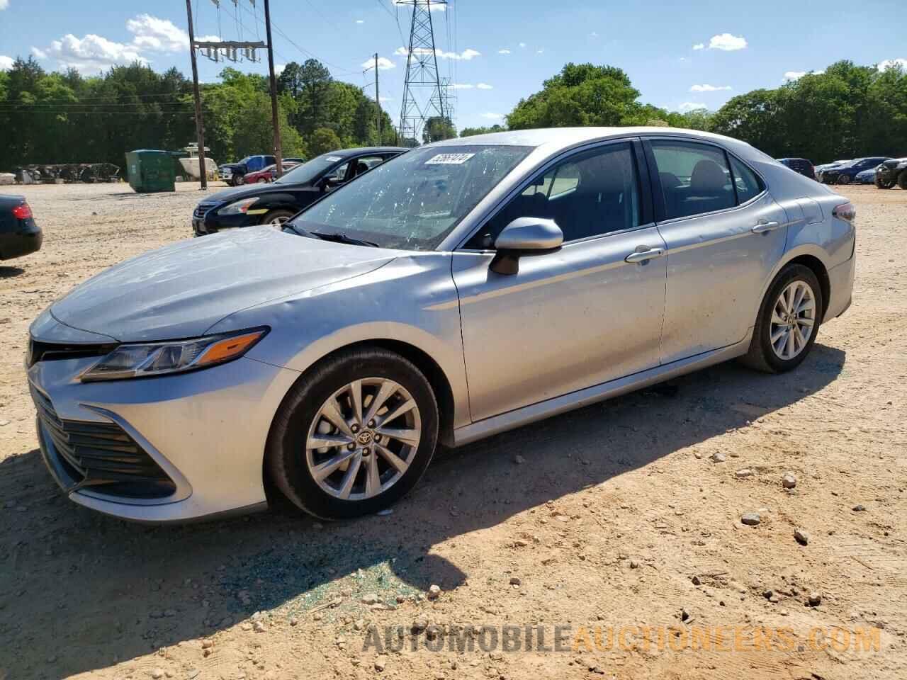 4T1C11AK6MU547610 TOYOTA CAMRY 2021