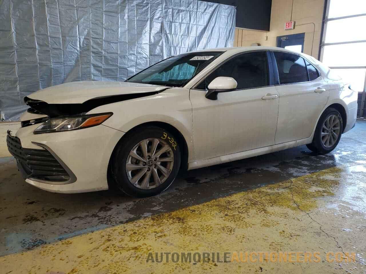 4T1C11AK6NU034908 TOYOTA CAMRY 2022