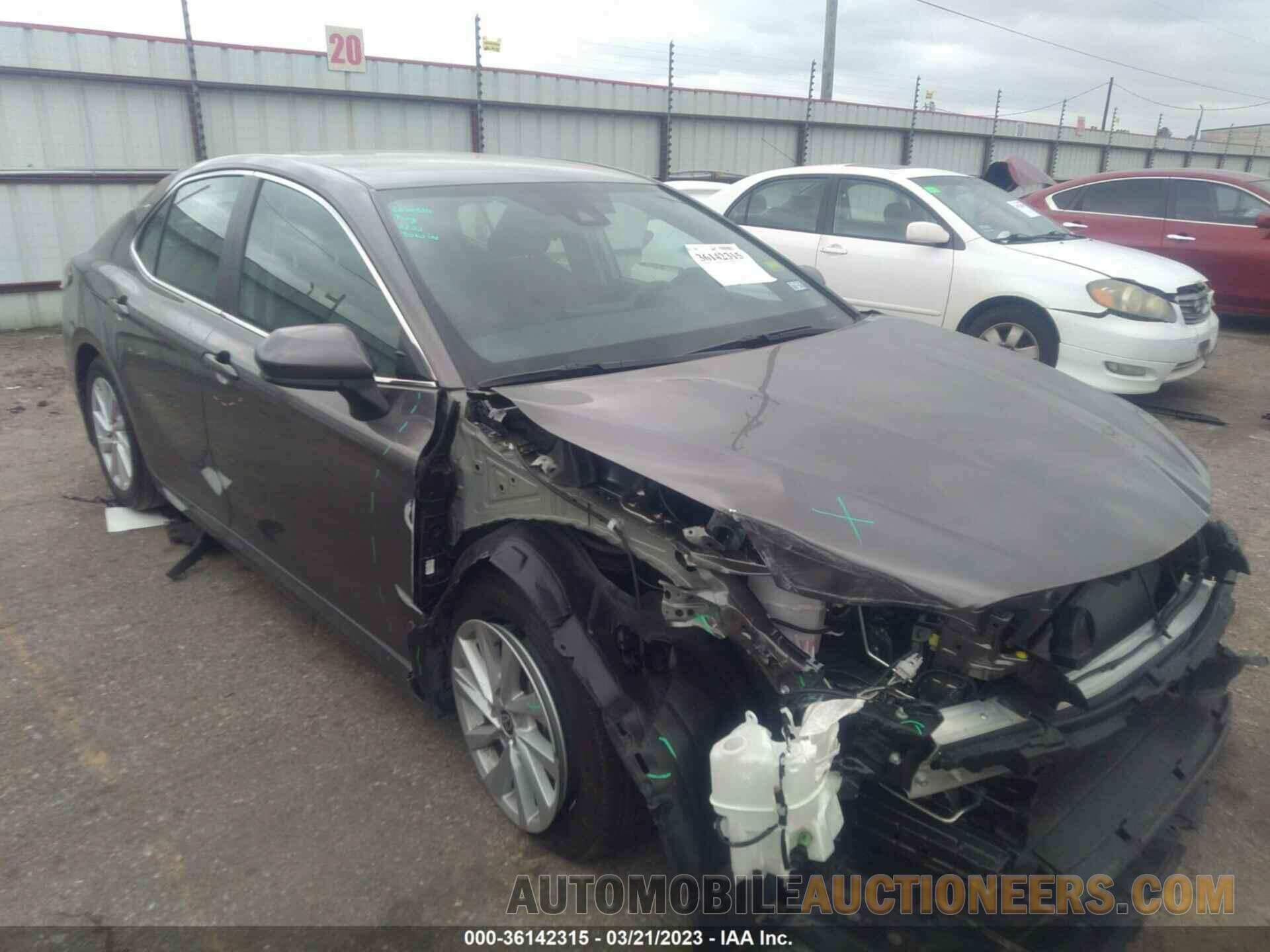 4T1C11AK6NU051109 TOYOTA CAMRY 2022