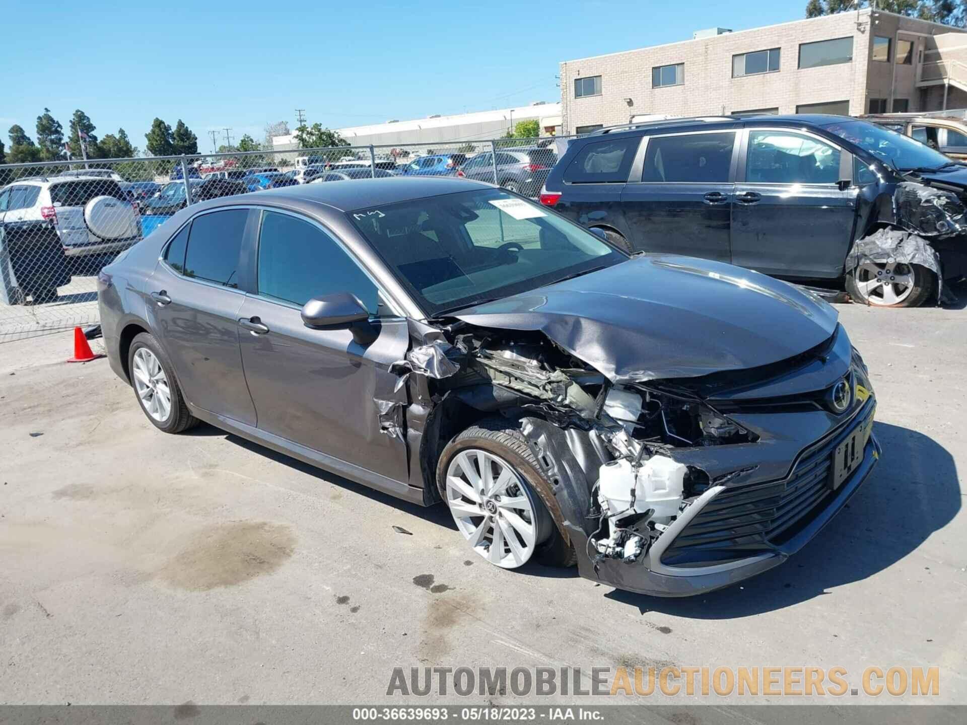 4T1C11AK6NU629094 TOYOTA CAMRY 2022