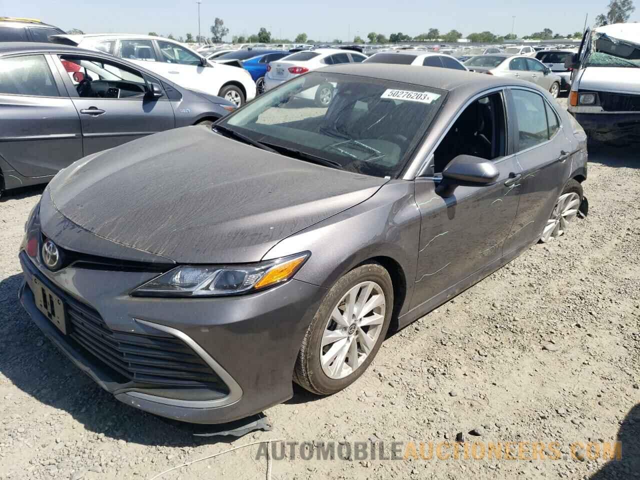 4T1C11AK6NU637745 TOYOTA CAMRY 2022