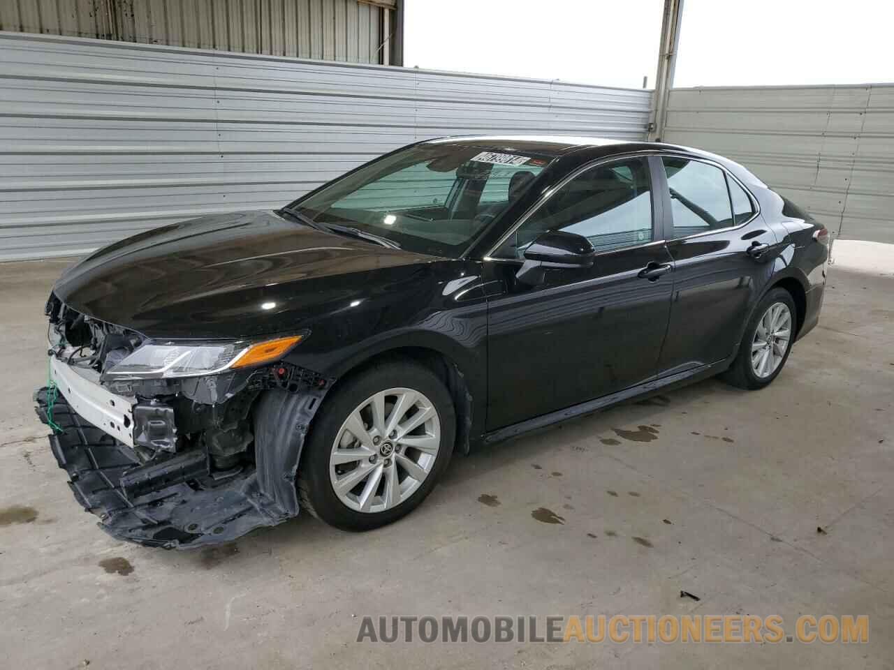 4T1C11AK6NU662807 TOYOTA CAMRY 2022