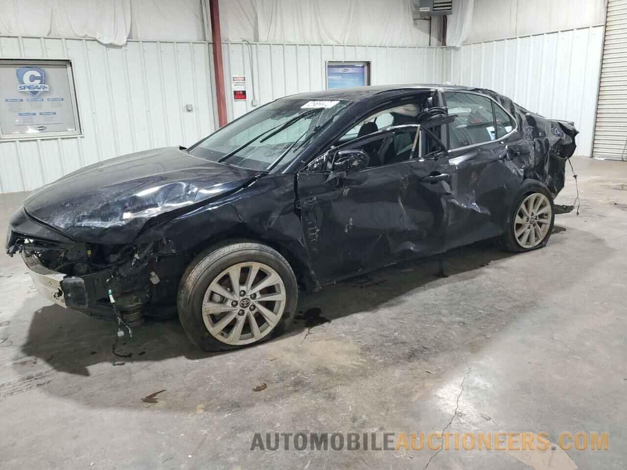 4T1C11AK6NU665397 TOYOTA CAMRY 2022