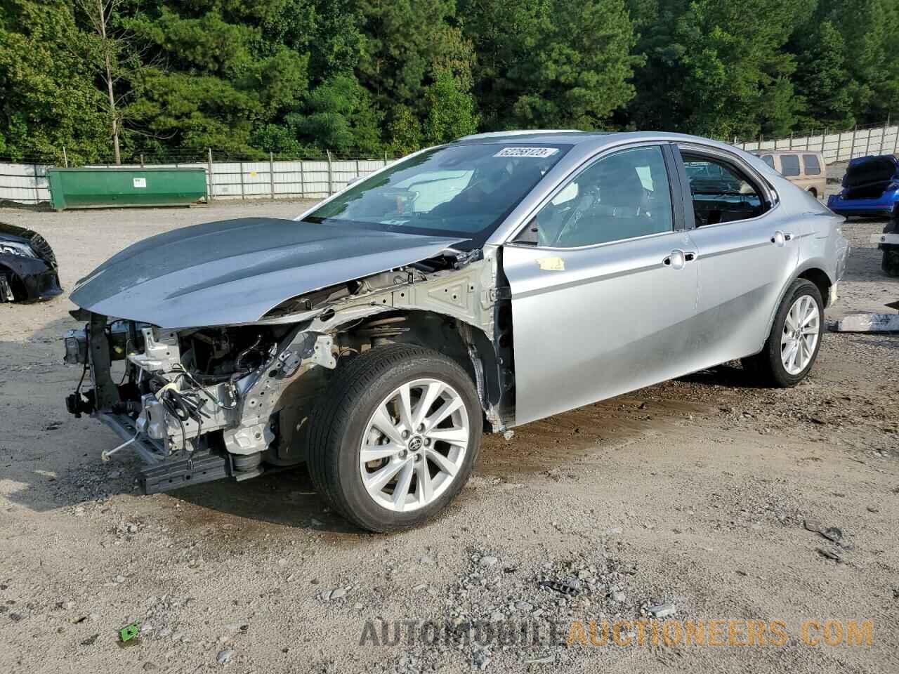 4T1C11AK6NU689408 TOYOTA CAMRY 2022