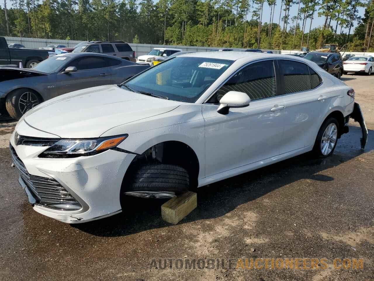 4T1C11AK6RU215271 TOYOTA CAMRY 2024