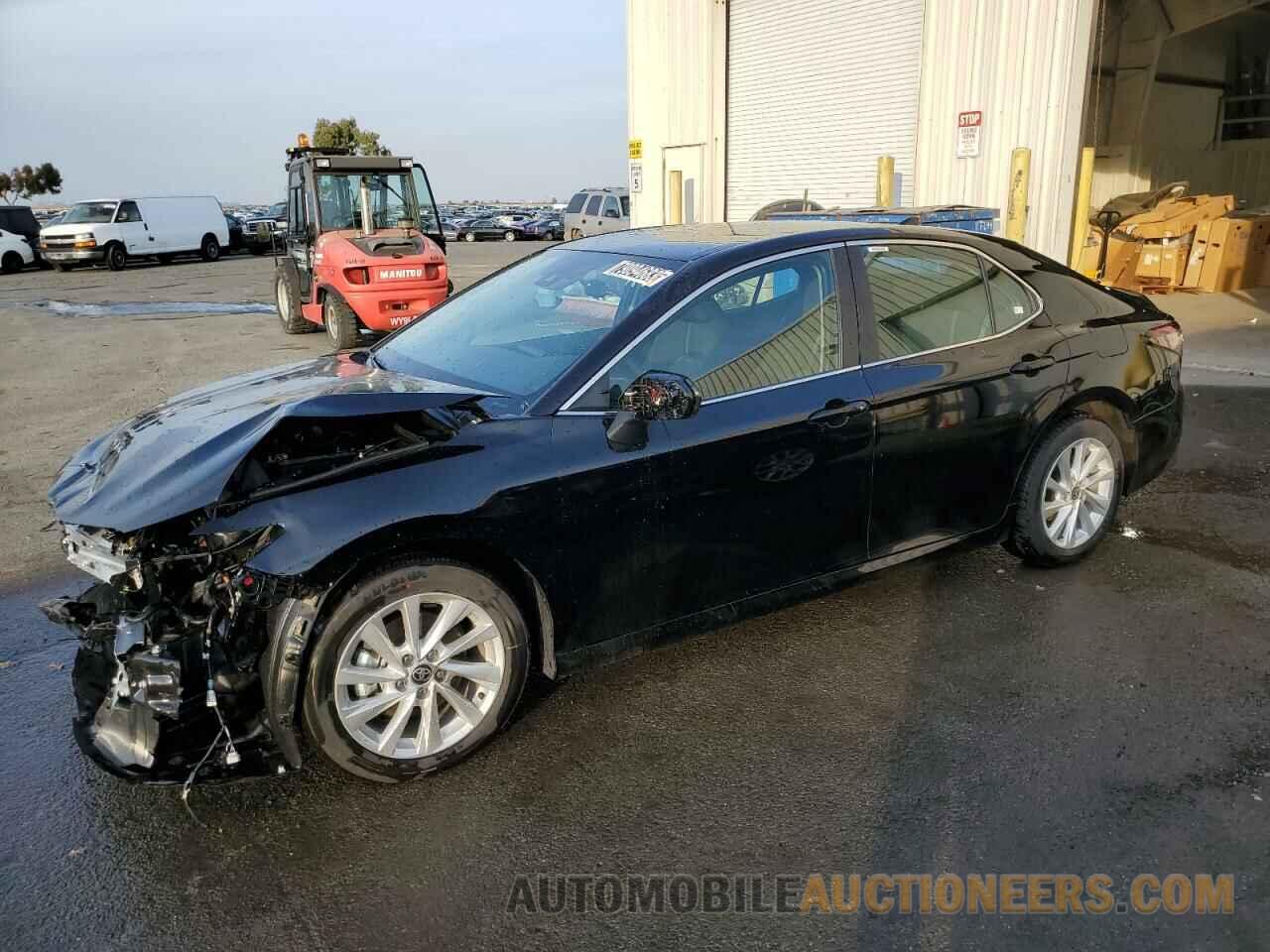 4T1C11AK6RU852175 TOYOTA CAMRY 2024