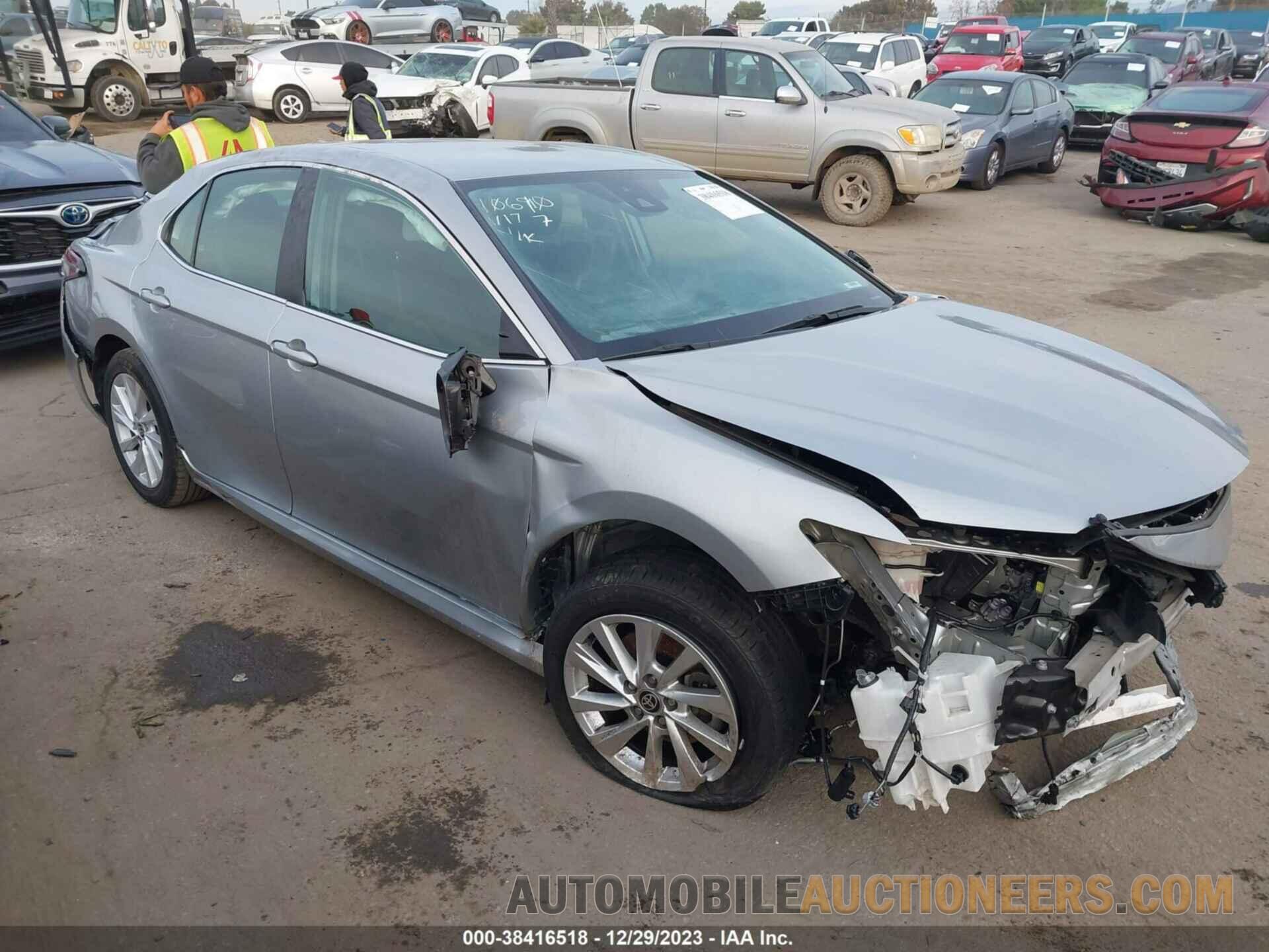 4T1C11AK7MU437066 TOYOTA CAMRY 2021