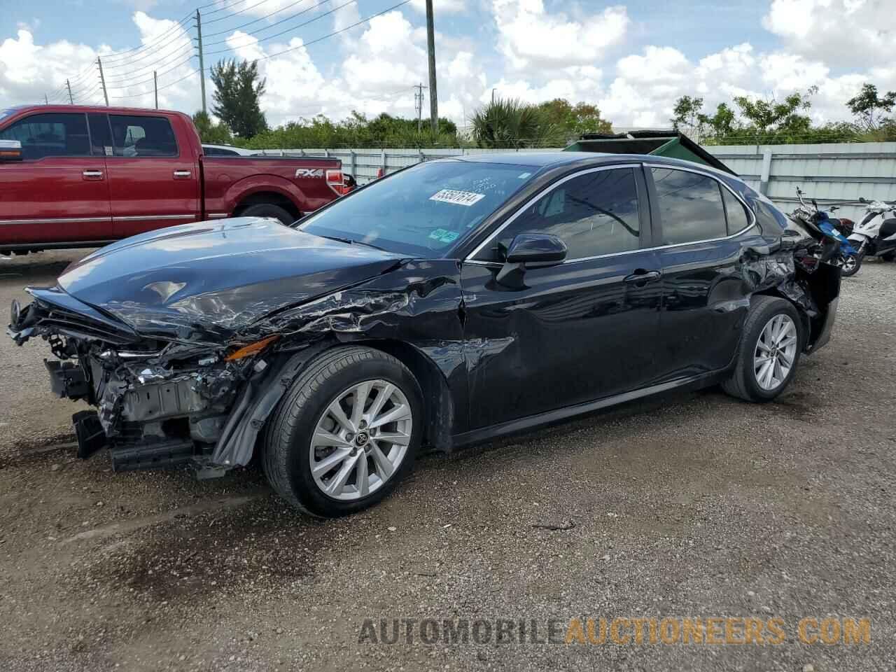 4T1C11AK7MU451260 TOYOTA CAMRY 2021