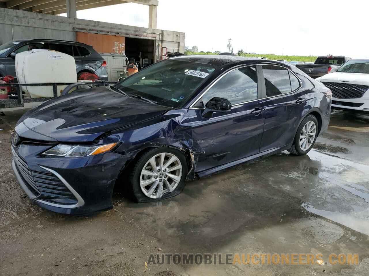 4T1C11AK7MU451582 TOYOTA CAMRY 2021