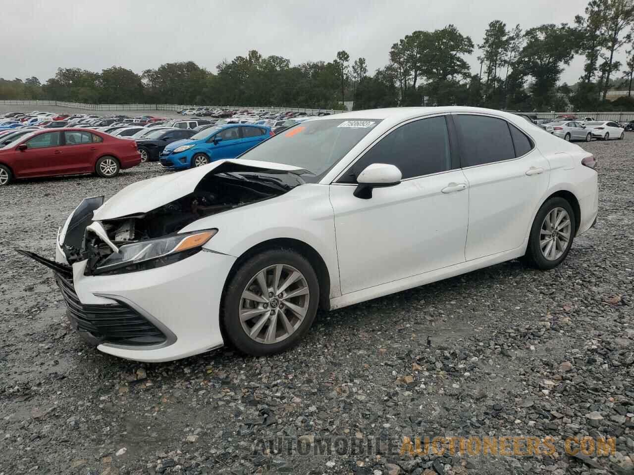 4T1C11AK7MU463926 TOYOTA CAMRY 2021