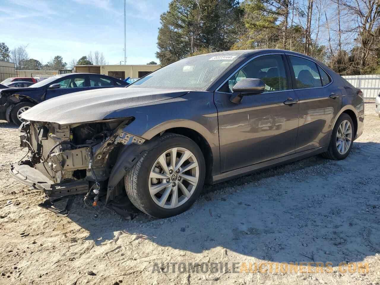 4T1C11AK7MU480211 TOYOTA CAMRY 2021