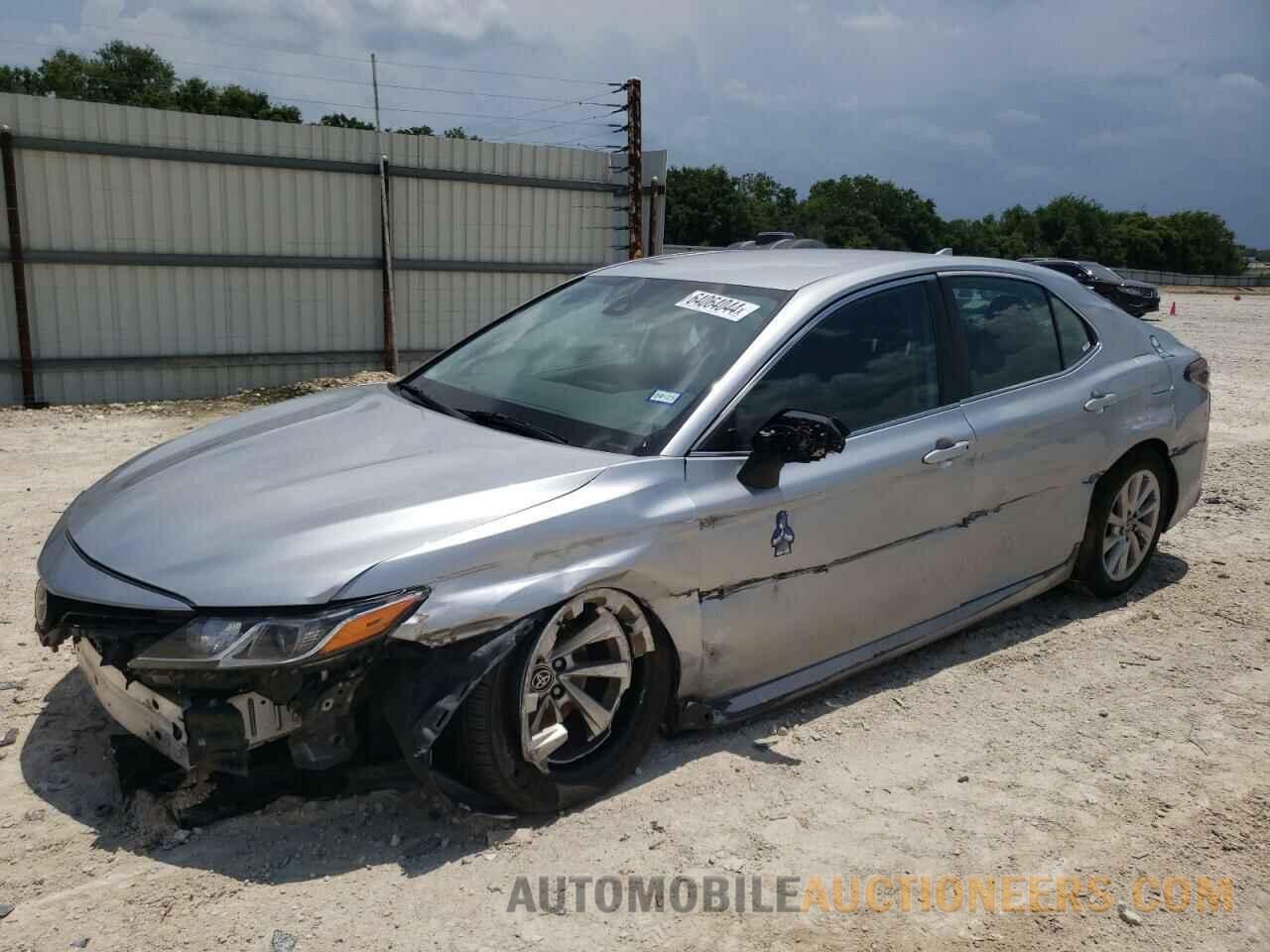 4T1C11AK7MU558437 TOYOTA CAMRY 2021