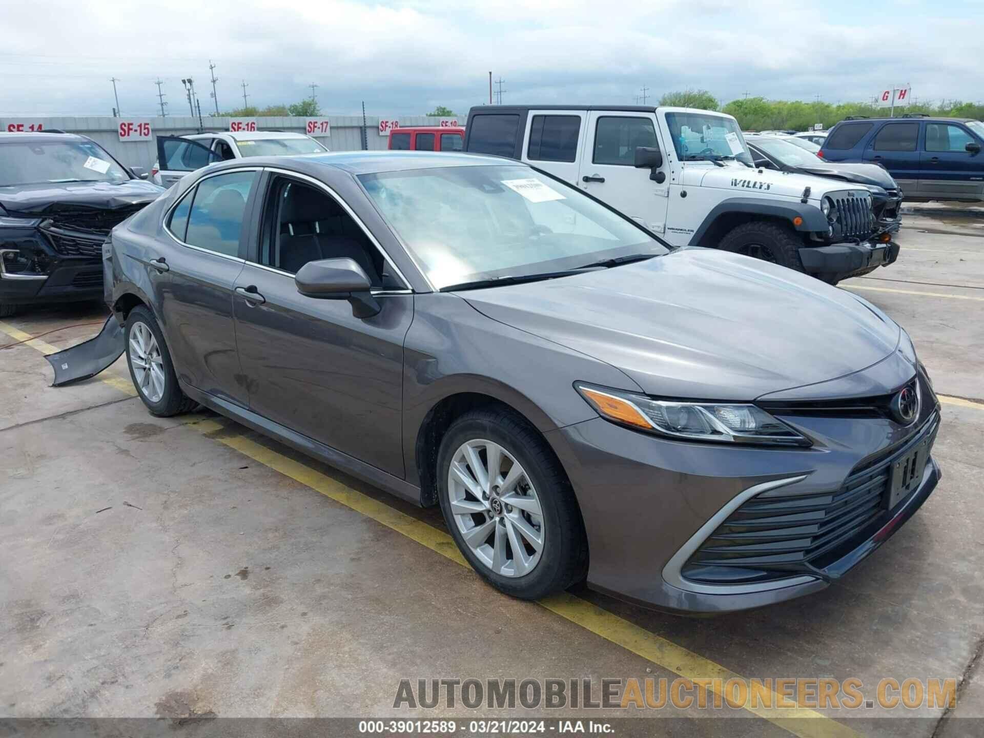 4T1C11AK7NU003196 TOYOTA CAMRY 2022