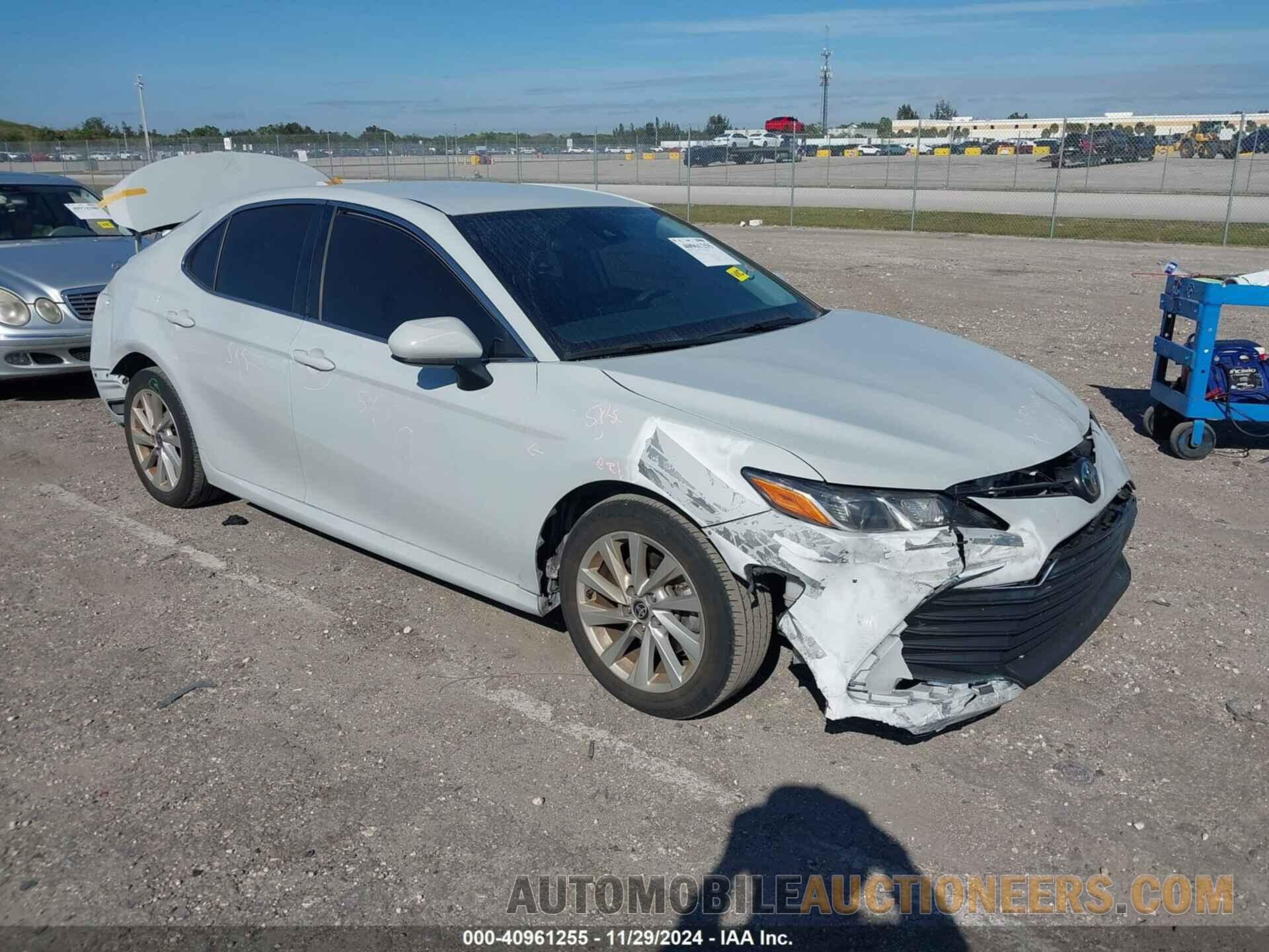 4T1C11AK7NU008477 TOYOTA CAMRY 2022