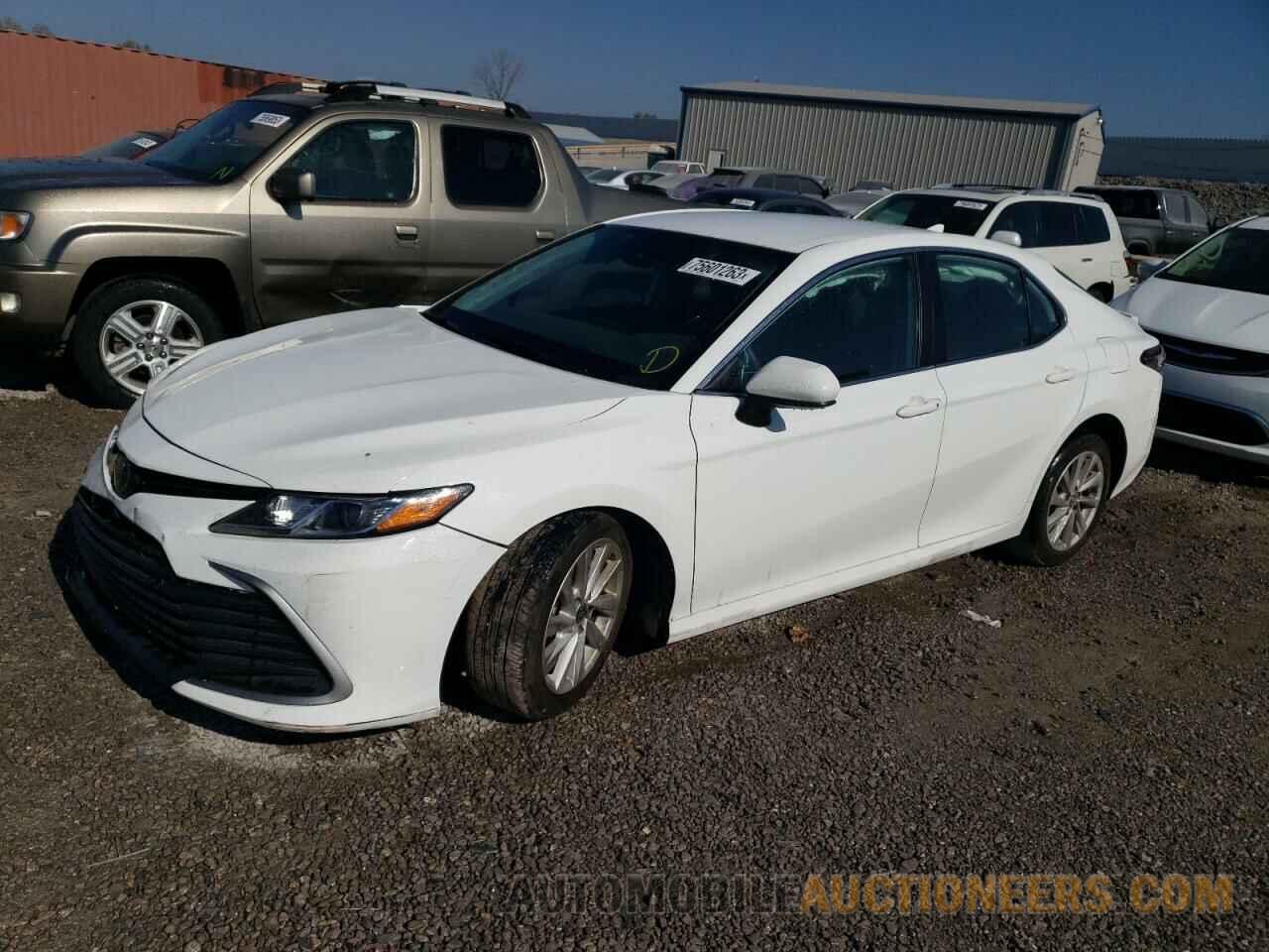 4T1C11AK7NU032939 TOYOTA CAMRY 2022