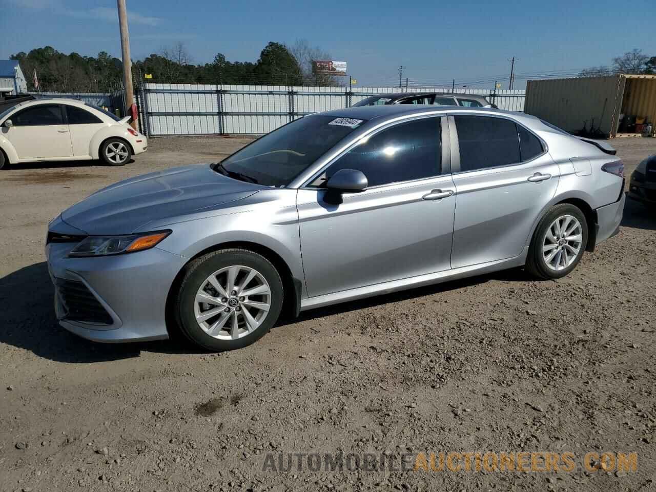 4T1C11AK7PU134034 TOYOTA CAMRY 2023