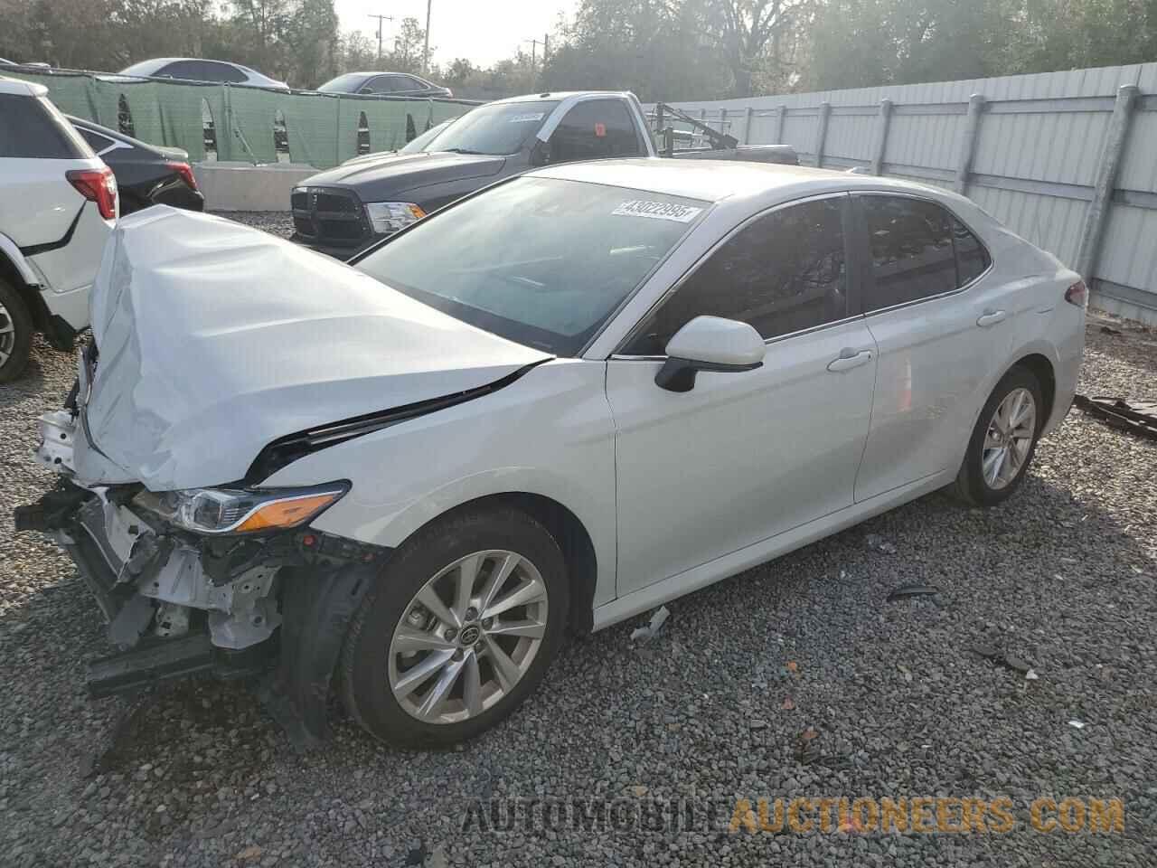 4T1C11AK7PU142828 TOYOTA CAMRY 2023