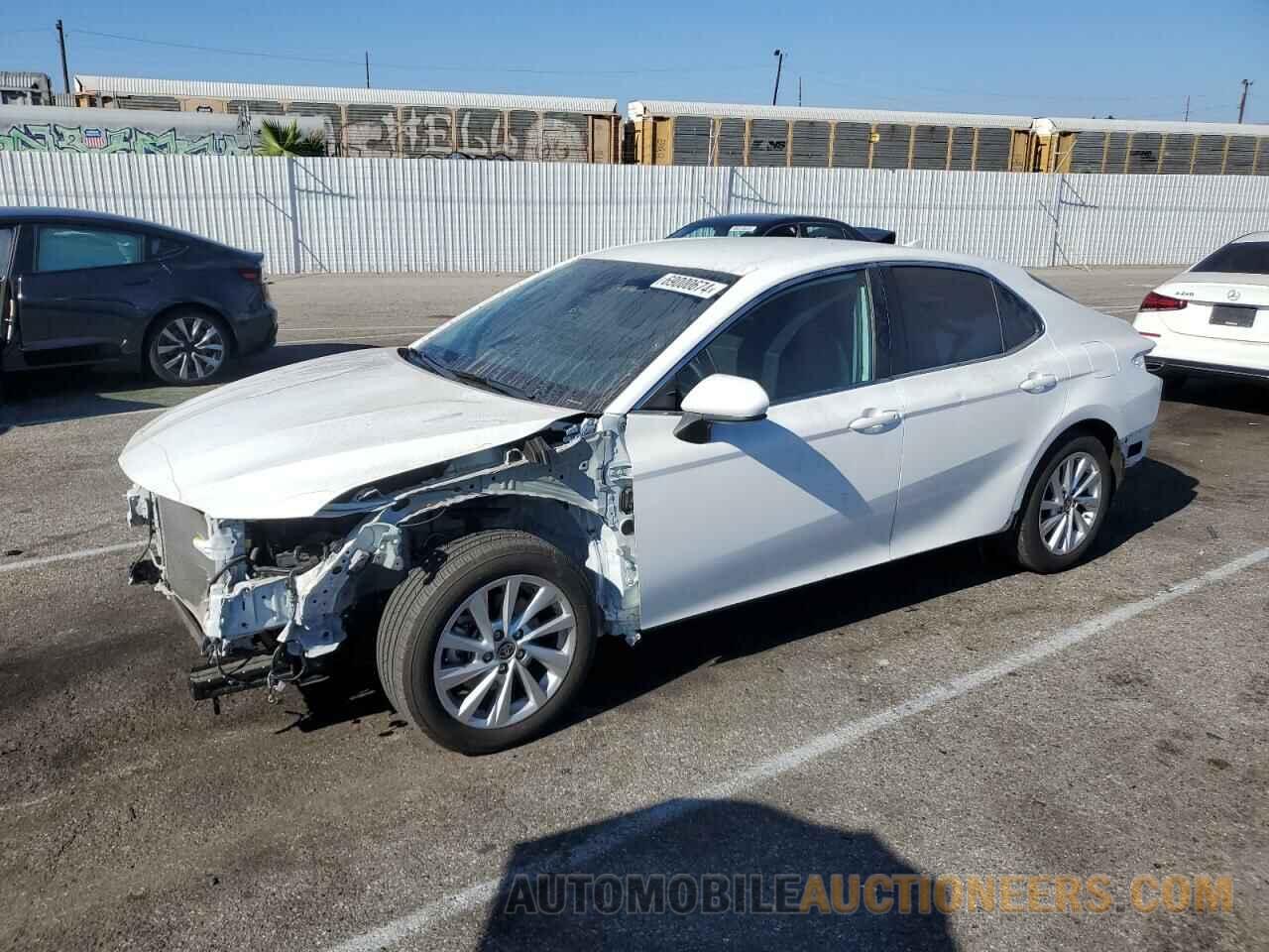 4T1C11AK7PU171553 TOYOTA CAMRY 2023