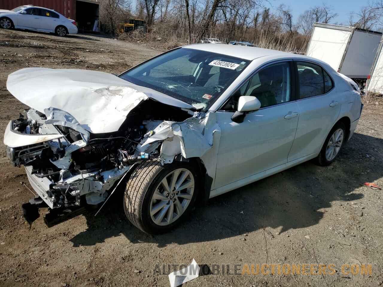 4T1C11AK7PU820106 TOYOTA CAMRY 2023