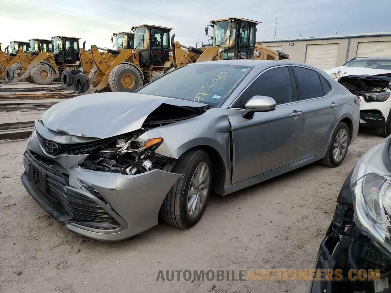 4T1C11AK7PU830165 TOYOTA CAMRY 2023