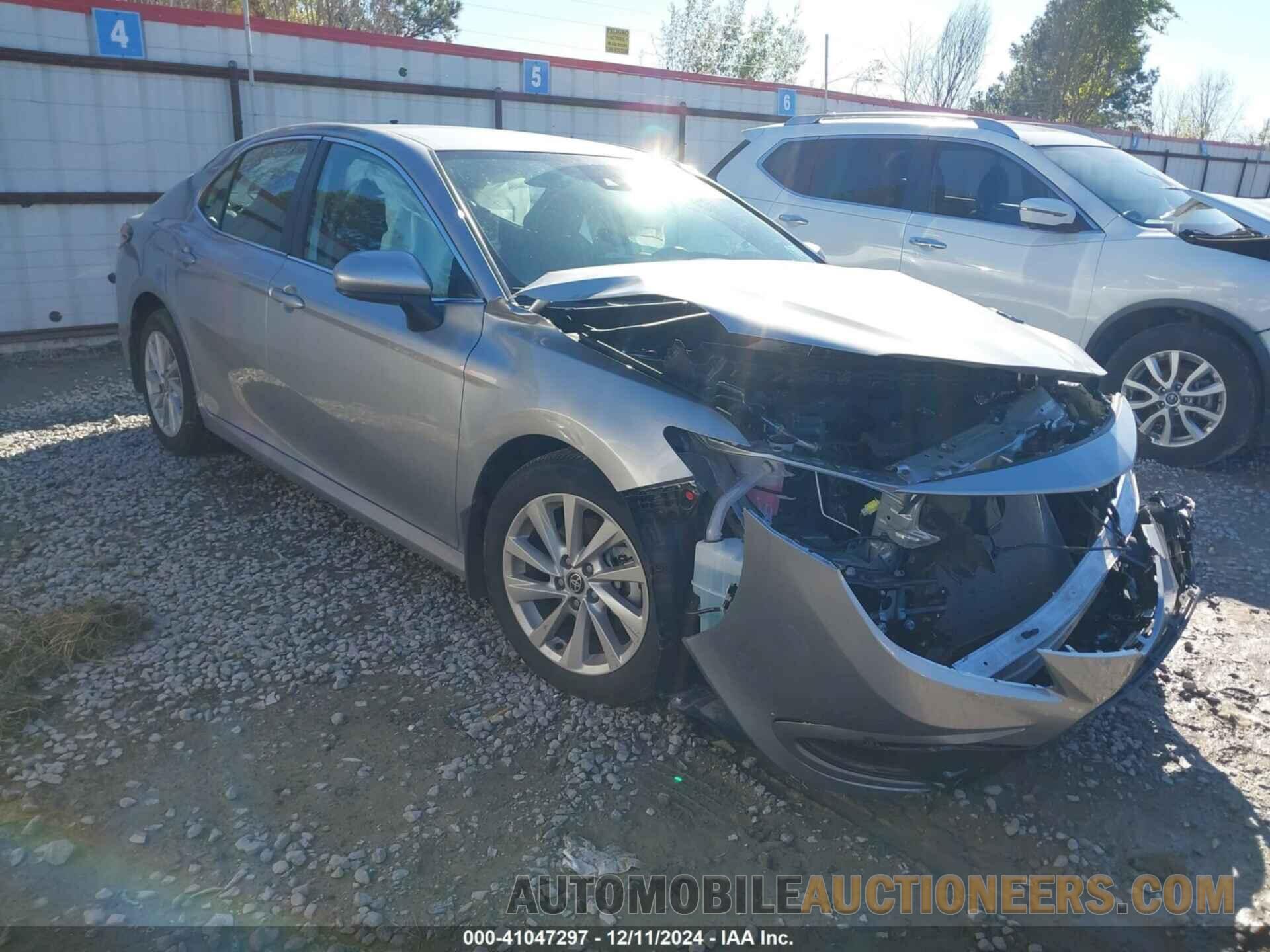 4T1C11AK7RU249073 TOYOTA CAMRY 2024