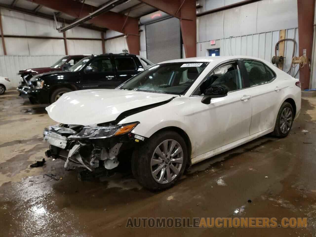 4T1C11AK8LU306100 TOYOTA CAMRY 2020