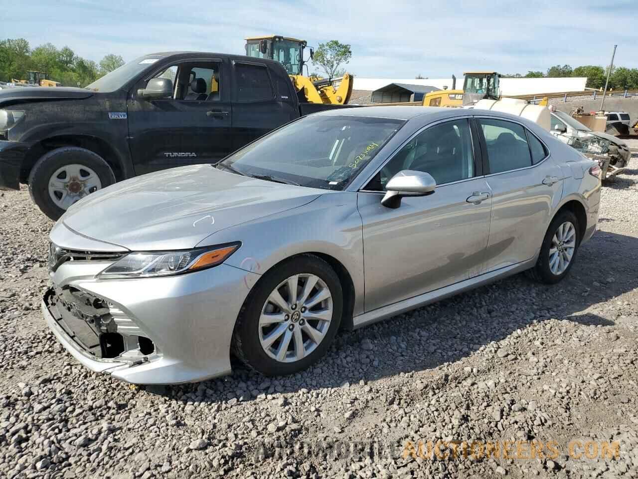 4T1C11AK8LU956268 TOYOTA CAMRY 2020