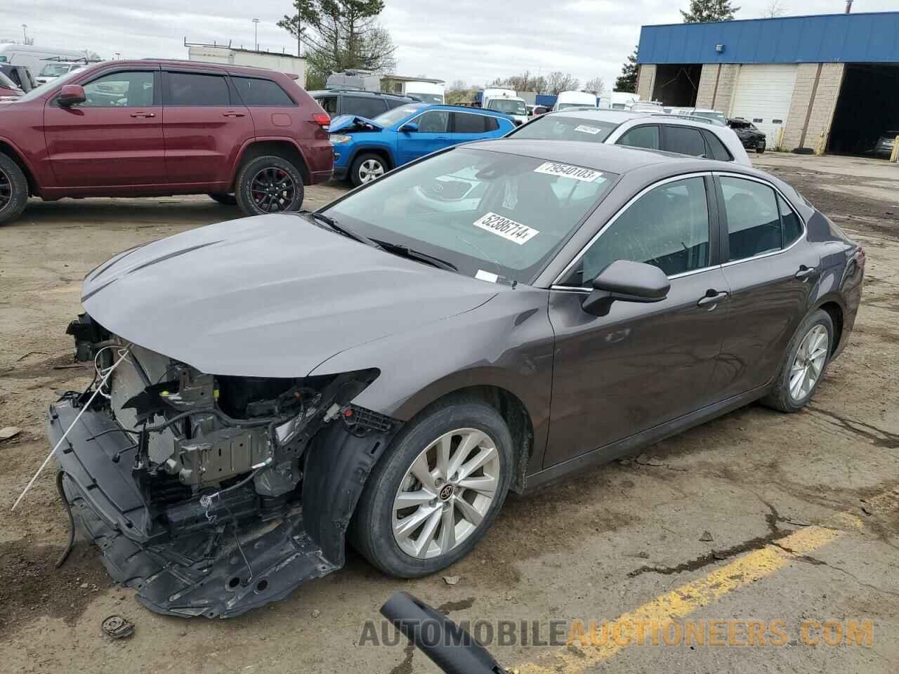 4T1C11AK8MU466155 TOYOTA CAMRY 2021