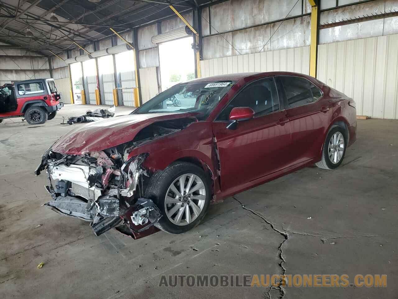 4T1C11AK8MU552632 TOYOTA CAMRY 2021