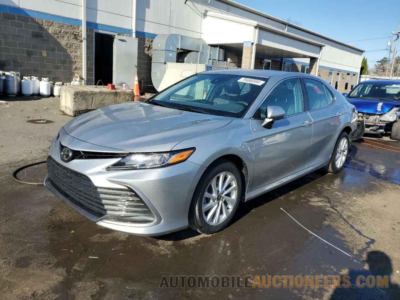 4T1C11AK8MU594802 TOYOTA CAMRY 2021