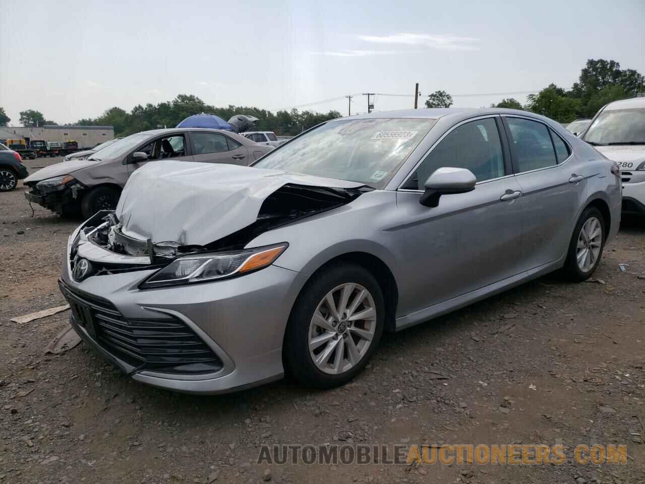 4T1C11AK8MU610948 TOYOTA CAMRY 2021