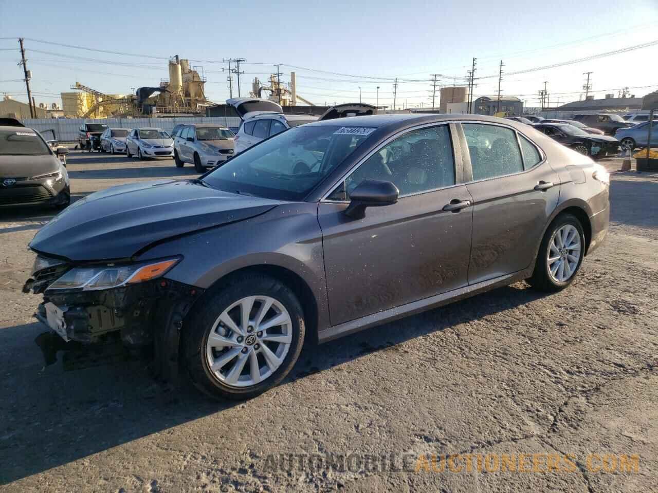 4T1C11AK8NU001618 TOYOTA CAMRY 2022