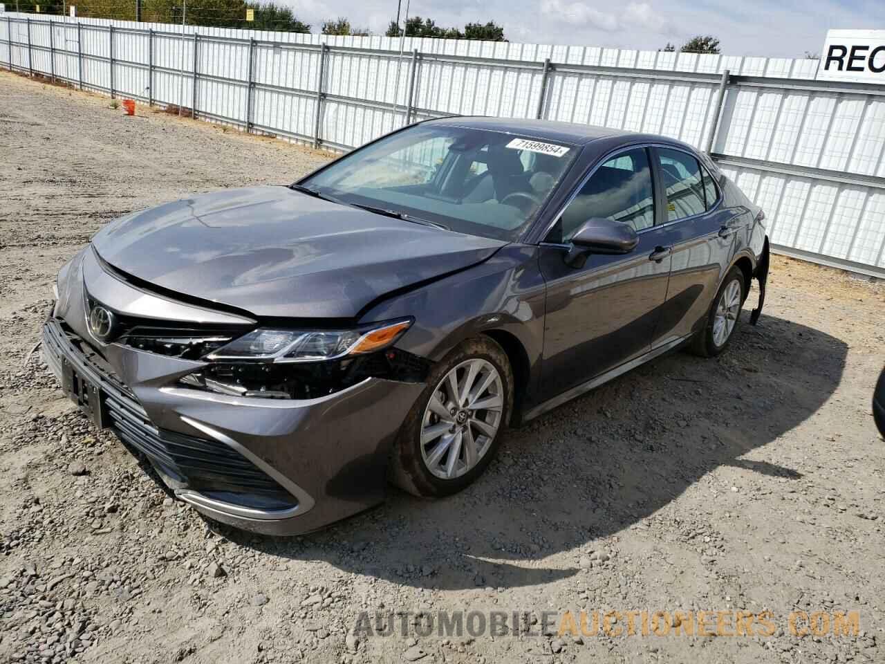 4T1C11AK8NU007547 TOYOTA CAMRY 2022